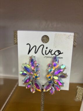 Iridescent Crystal Cluster Earrings - Purple & Opalescent